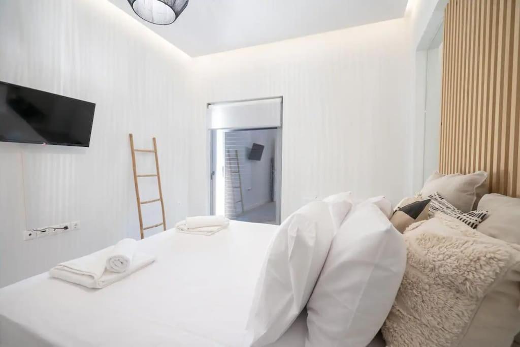 Piraeus Cozy Apartment For 4 Persons Buitenkant foto