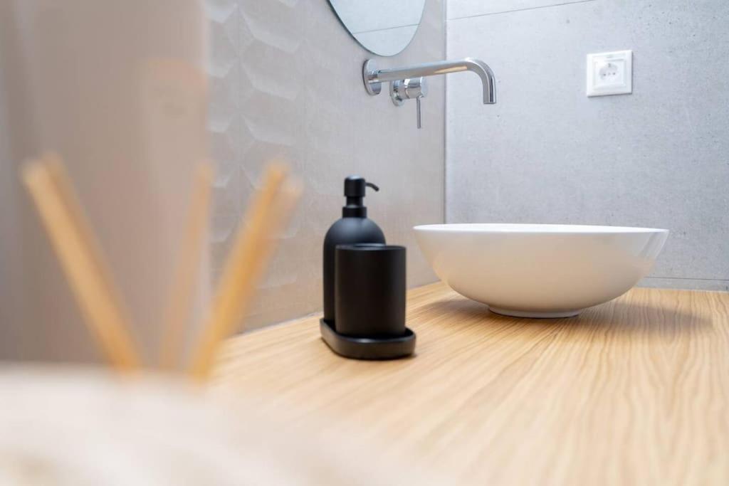 Piraeus Cozy Apartment For 4 Persons Buitenkant foto
